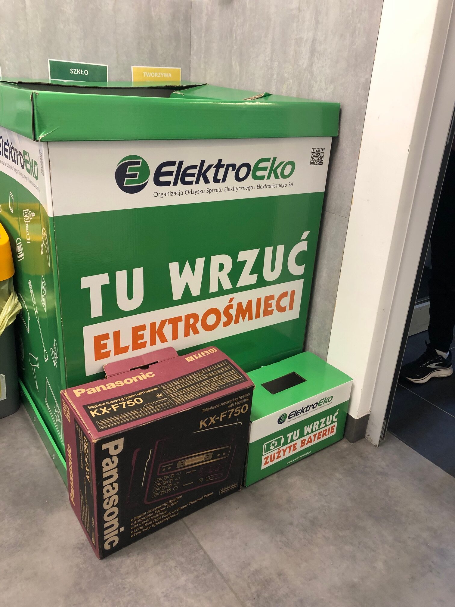 Zbiórka elektrośmieci w ADE